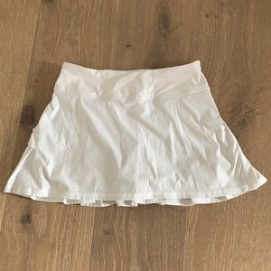 lululemon pleated skirt